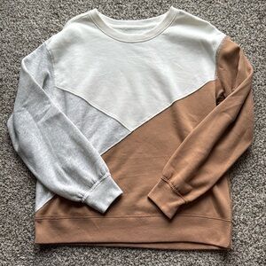 NWOT Abercrombie Crewneck
